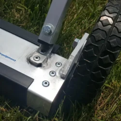 Scape magnetic sweeper welded construction