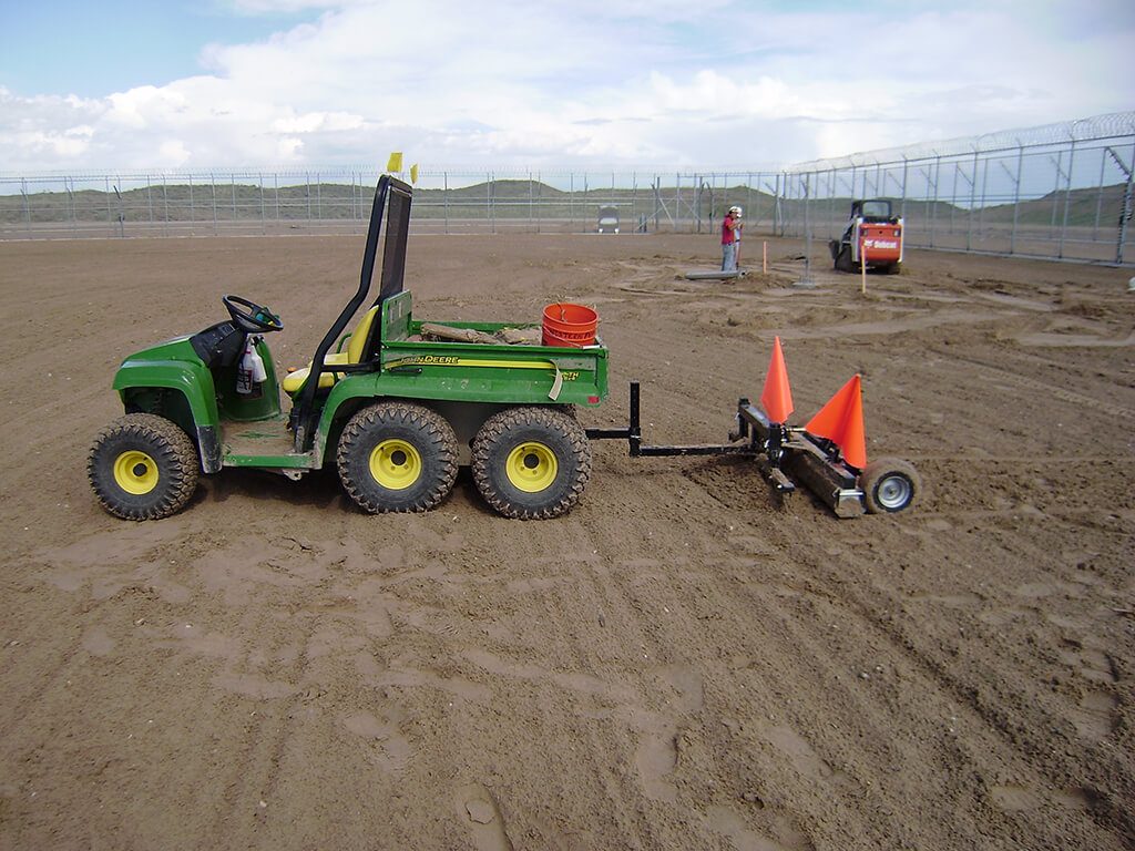 construction-site-magnetic-sweeper-rhino-bluestreak-equipment