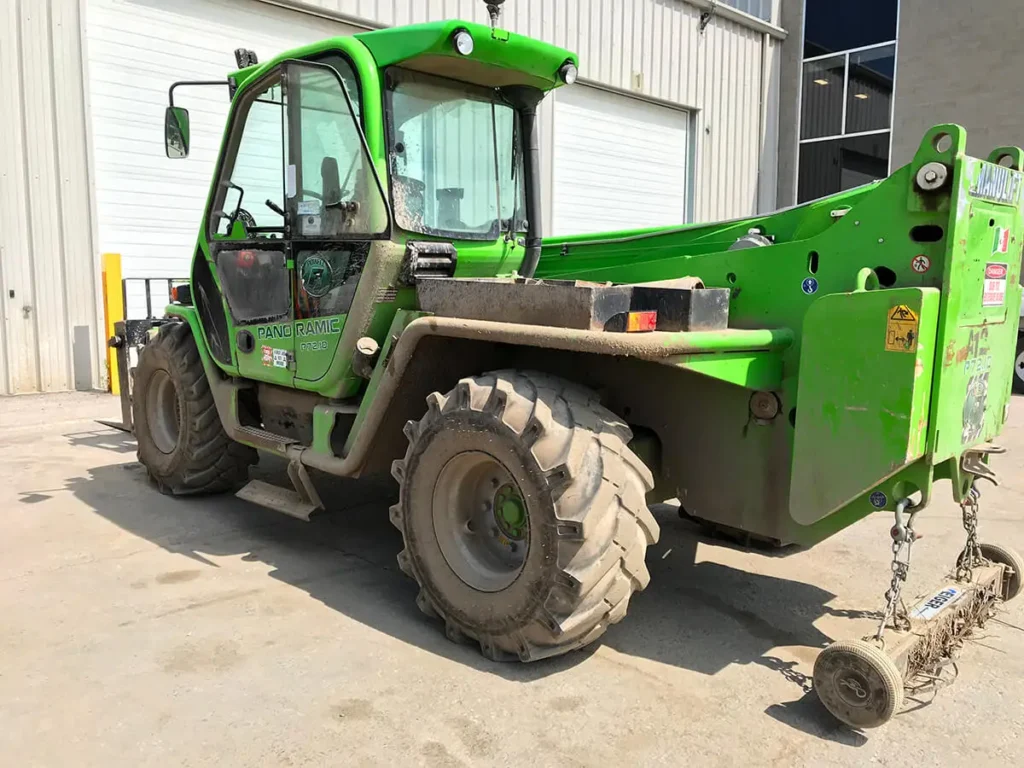 Eiger 50 magnetic sweeper mounted on Merlo P72.10 Telehandler