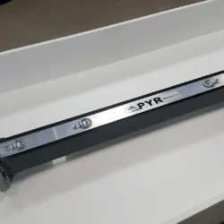 Balayeuse magnétique PYR 4,5x4,5 avec accessoire optionnel : manchon de nettoyage rapide