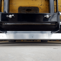 NAOS forklift magnet positioned under rear counterweight