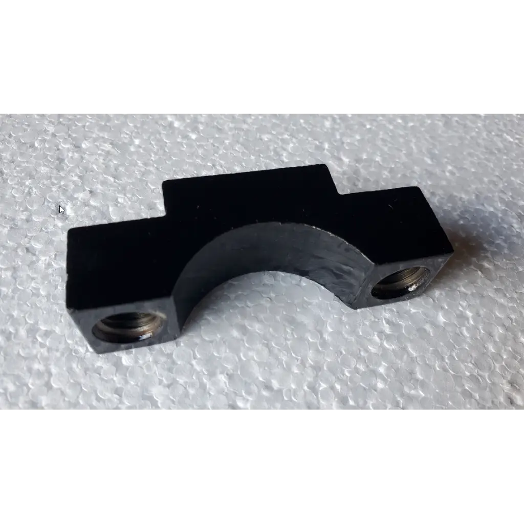 Partie #1 Crochet demi-rond en acier Naos (1 pièce)