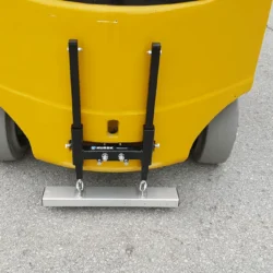 Kursk rear pin mount forklift magnet