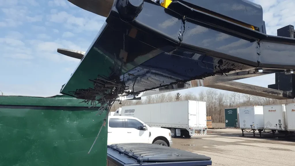 Rounded bottom of OBLAST forklift magnet to prevent damage during ground strikes