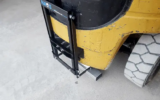 Naos Magnetic Sweeper , Rear Mounting