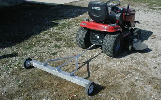 Razor Tow Behind Magnet