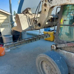 Remoras hanging magnet setup on Bobcat