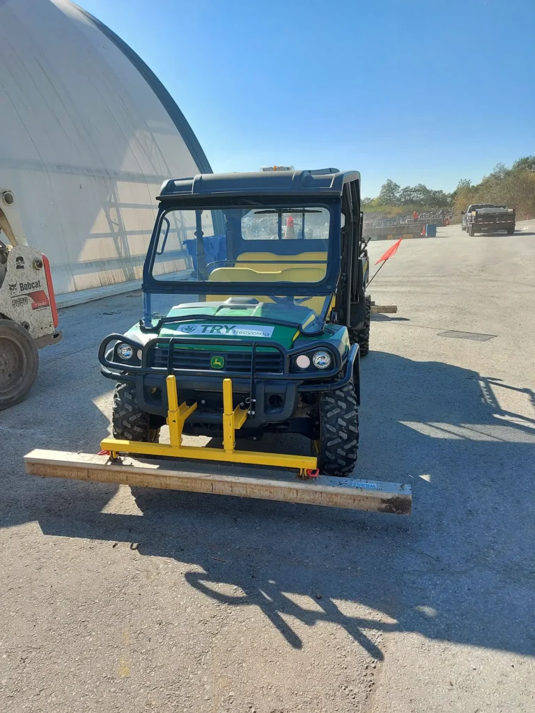 Wrasse Gator mounted magnet