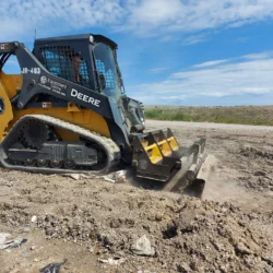 R&acirc;teaux de d&eacute;terrage pour Skidsteer Balayeuse magn&eacute;tique