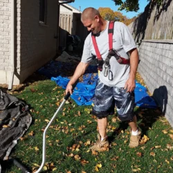 Compact roofing magnet