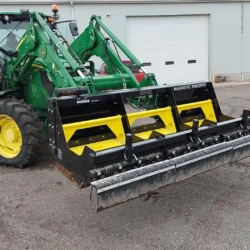 Barredora magnética para cargadoras pesadas de Bluestreak Equipment