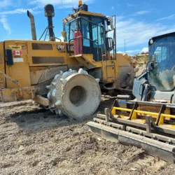 Aimant John Deere Heavy Duty pour Skidsteers par Bluestreak Equipment