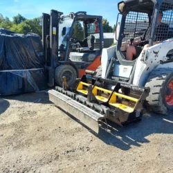 Balai magn&eacute;tique de nettoyage de mines Meerkat &agrave; montage frontal