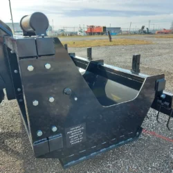 Vista lateral de los pernos que sujetan el soporte al bastidor principal Sokoke.