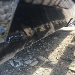 Barres d'usure sur le fond de la balayeuse magn&eacute;tique MeerKat