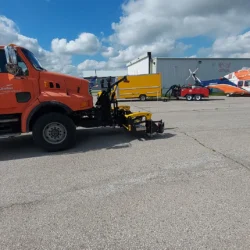 Aimant monté à l'avant pour le nettoyage des corps étrangers