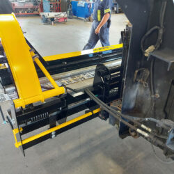 Truck Mounted Magnet Hydraulic Cleanoff