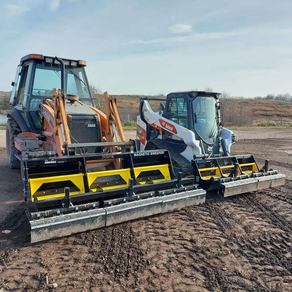 Sokoke Vs Meerkat Size Comparison