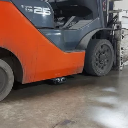 Vigilant Forklift magnet Mounted Magnetic Sweeper