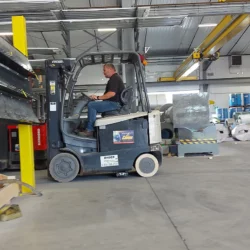 Defiant Magnetic Sweeper for Forklifts