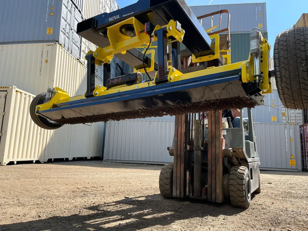 Debris Collection from Shipping Terminal Magnet Cleaning