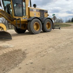 Balayeuse magnétique suspendue pour le nettoyage des routes par Bluestreak Equipment