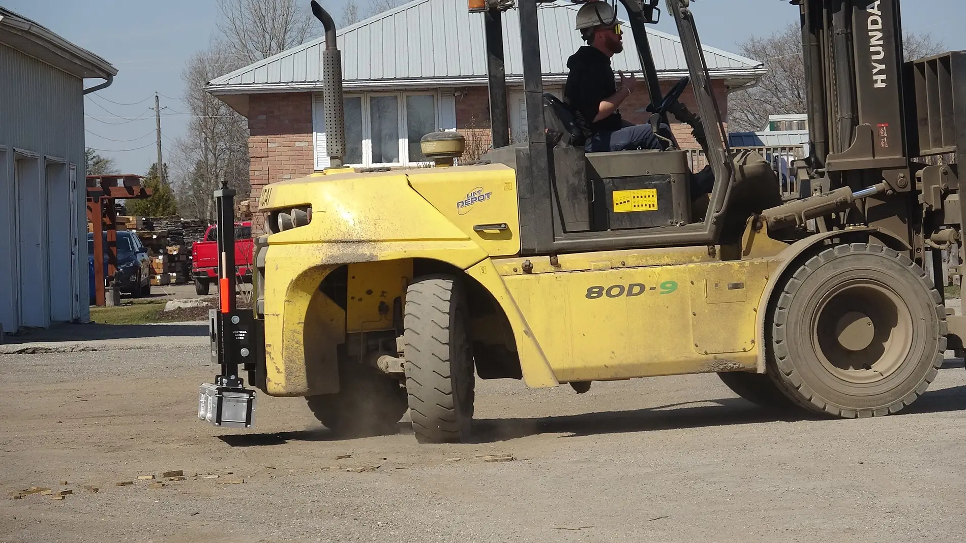 Height Adjustable Forklift Rear Pin Mounted Magnet