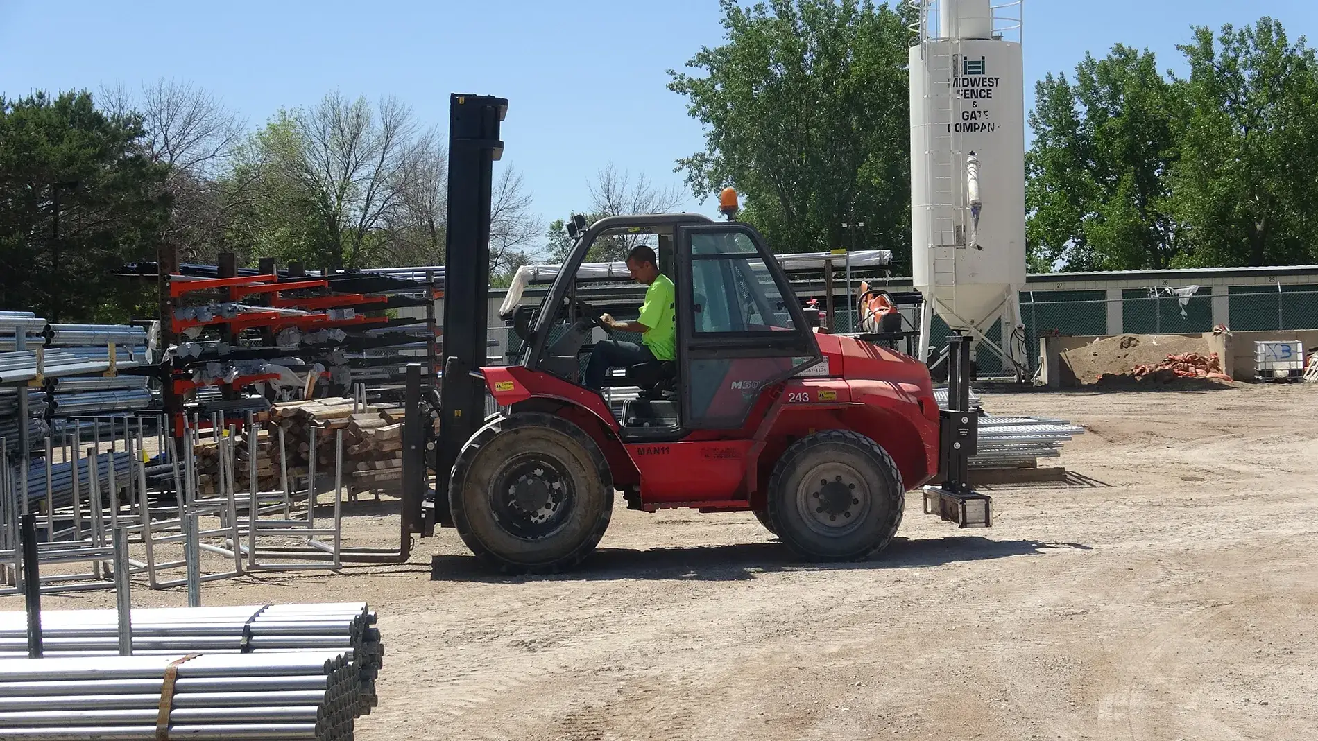 Harsh Condition Magnetic Sweeper Mounted on Forklift