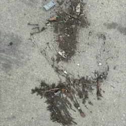 Débris métalliques collectés au centre de recyclage