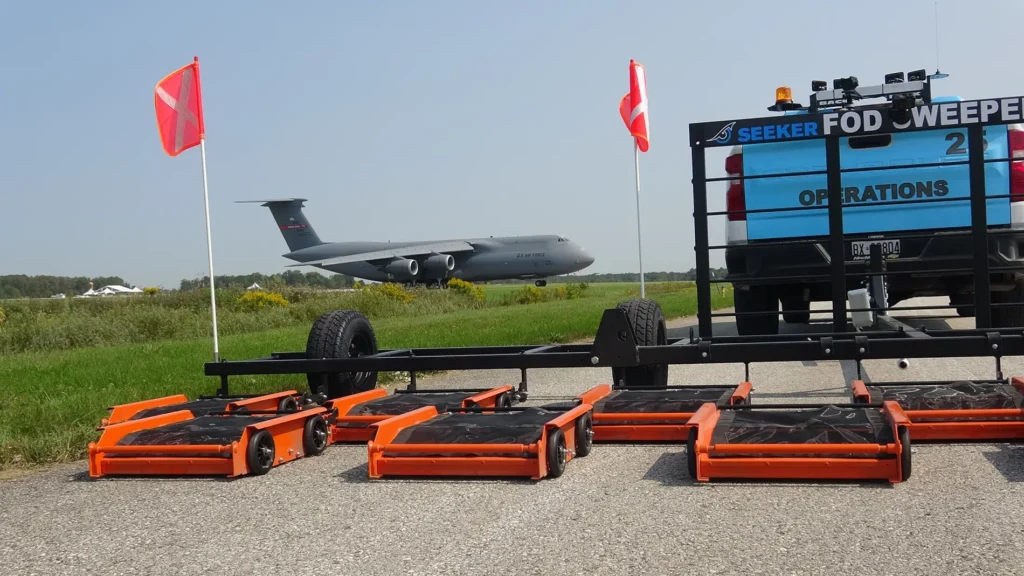 Seeker FOD Airfield Cleaning Friction Sweeper for C5 Airbases