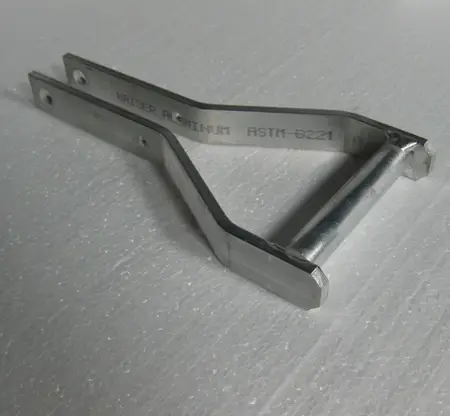 Bora 25 partie j - levier de déverrouillage