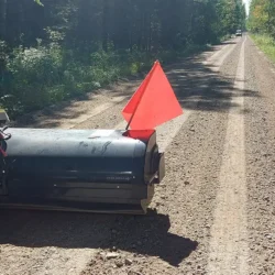 Imanes para el mantenimiento de carreteras en terrenos difíciles